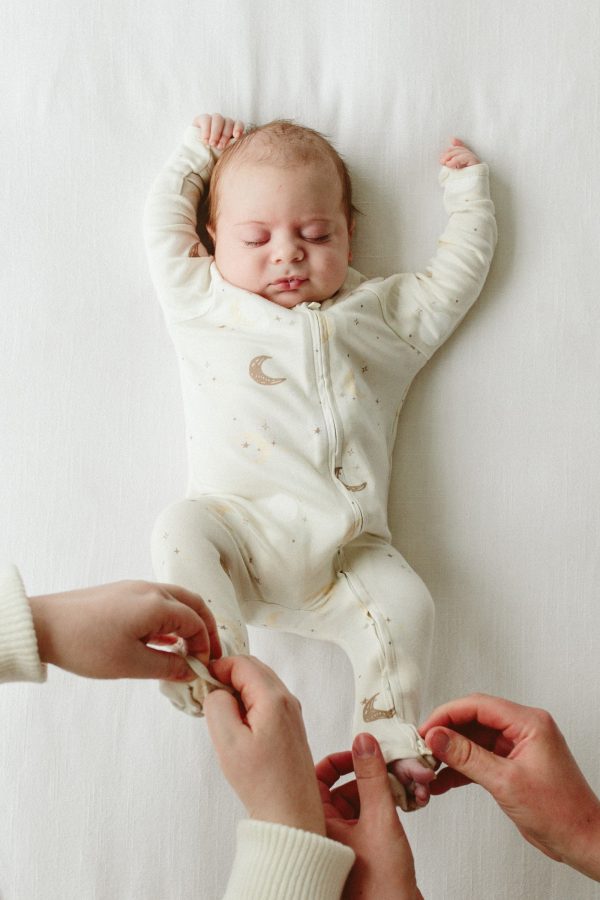 GROW WITH YOU FOOTIE + SNUG FIT | LUNA - Image 4